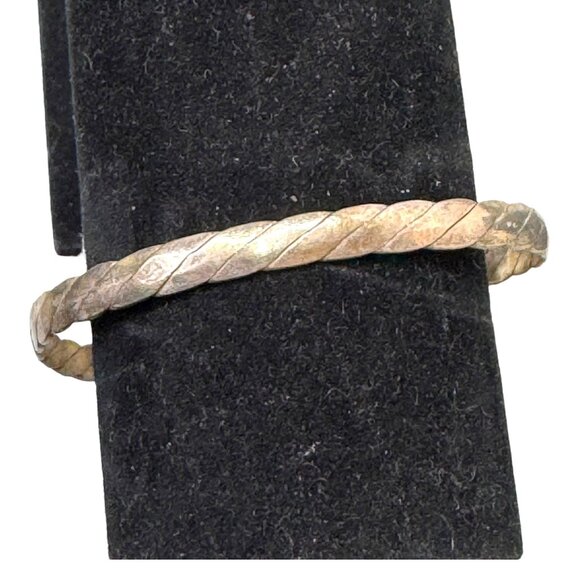 Vintage Sterling Silver Twisted Rope Bangle Bracelet Hallmarked Minimalist 7" - Picture 1 of 5